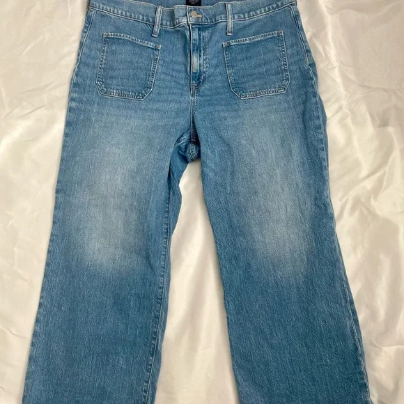 J. Crew wide leg crop denim jean with all day stretch. - Picture 5 of 7